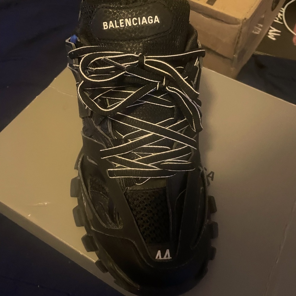 Balenciaga LED track